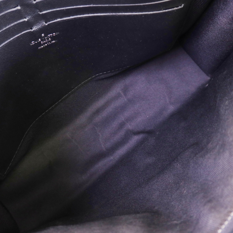 LOUIS VUITTON Monogram Eclipse Pochette Voyage MM銀扣手拿包-10