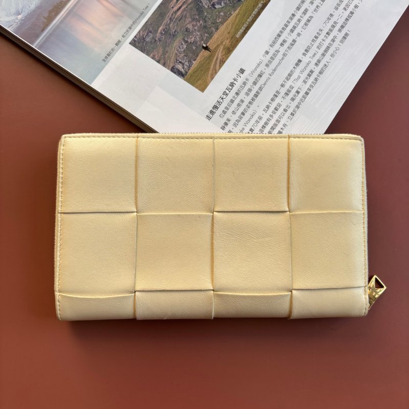 BOTTEGA VENETA BV*檸檬澄色大格編織拉鍊長夾-1