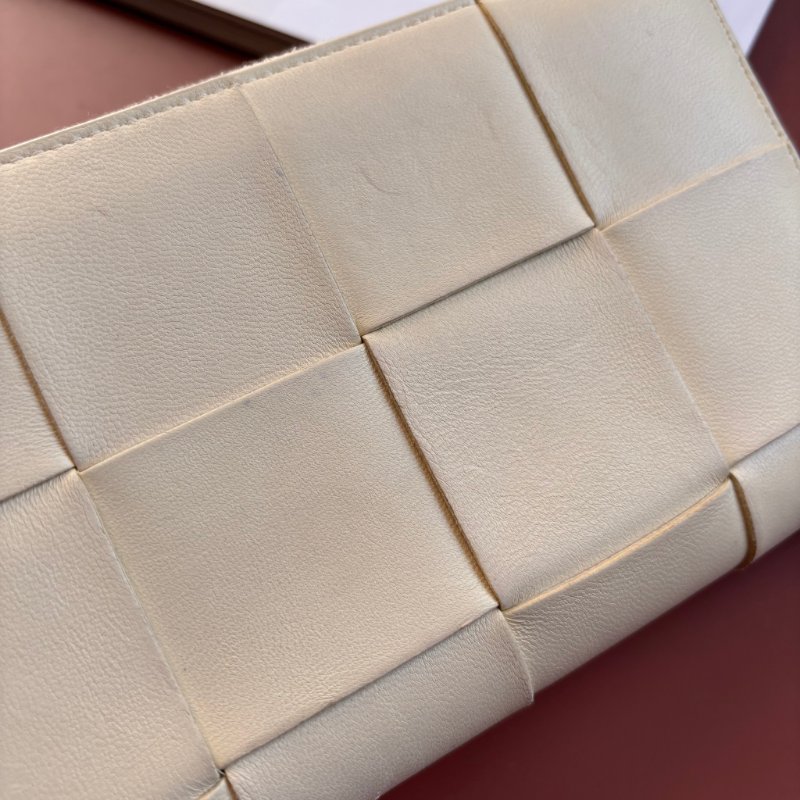 BOTTEGA VENETA BV*檸檬澄色大格編織拉鍊長夾-2