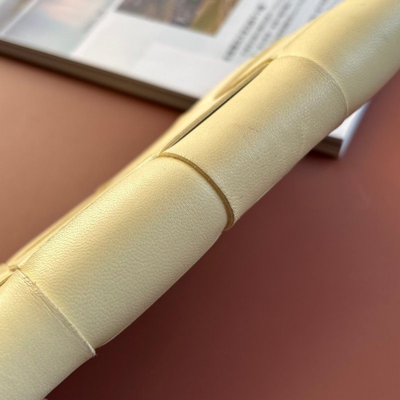 BOTTEGA VENETA BV*檸檬澄色大格編織拉鍊長夾-11