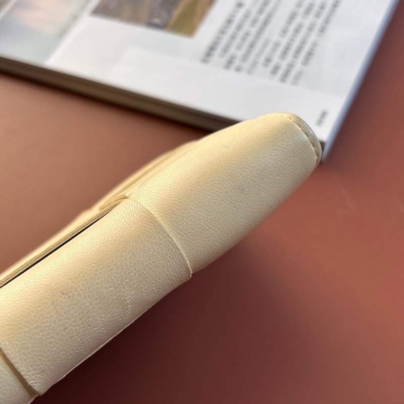 BOTTEGA VENETA BV*檸檬澄色大格編織拉鍊長夾-12