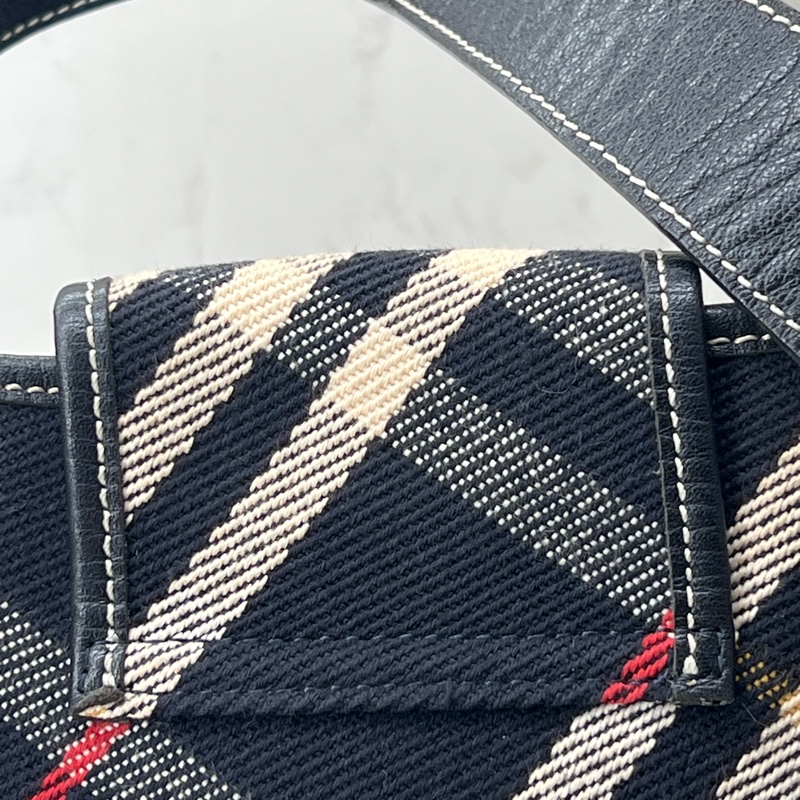 💗香緹國際精品💗 745 Burberry 藍格紋托特包-9