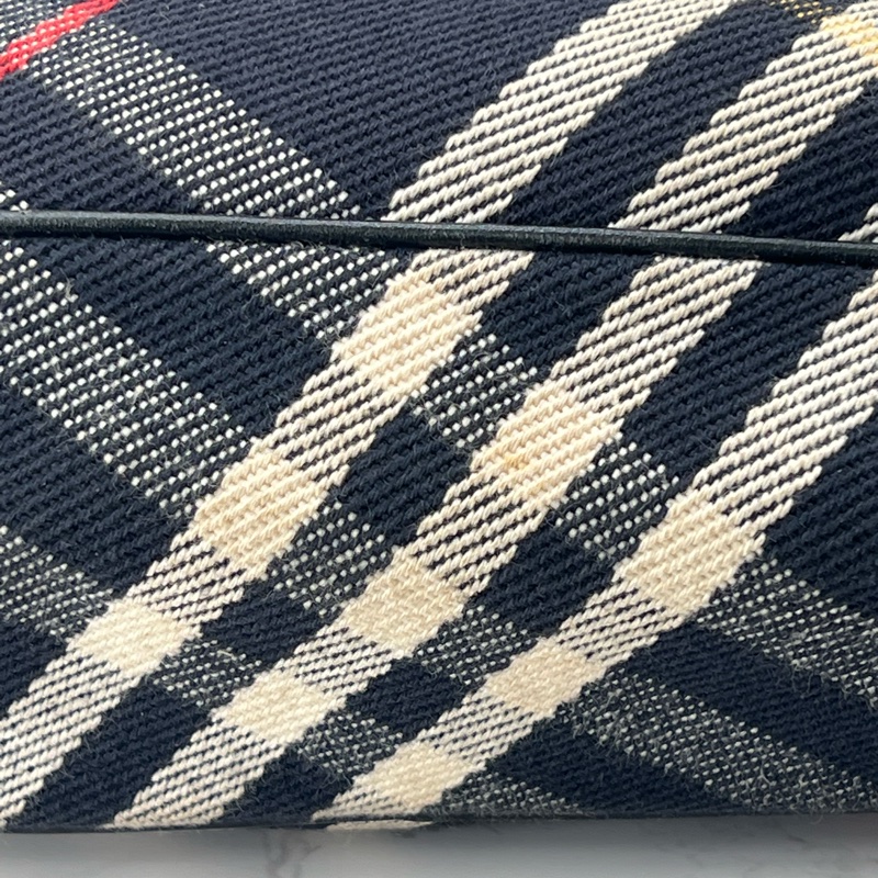 💗香緹國際精品💗 745 Burberry 藍格紋托特包-13