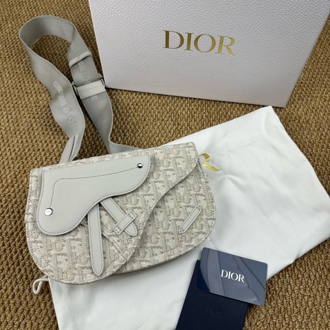 DIOR迪奧 Saddle 經典刺繡馬鞍包 小號  米白色 約24x17cm