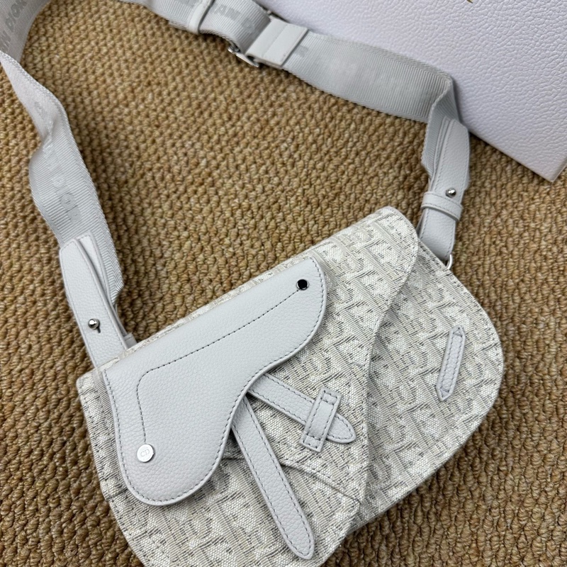 DIOR迪奧 Saddle 經典刺繡馬鞍包 小號 米白色 約24x17cm-4
