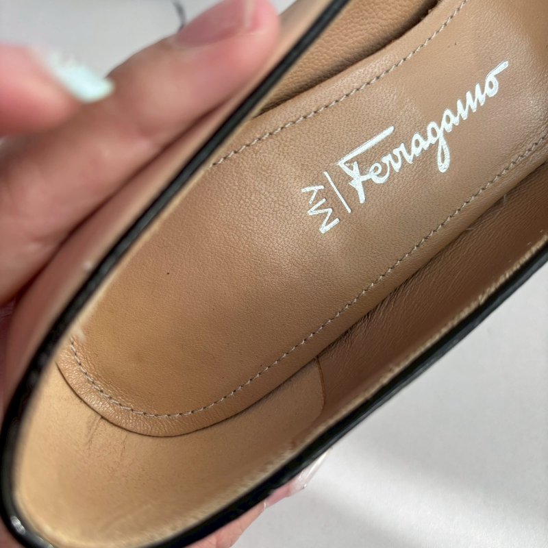 Salvatore Ferragamo 米白拼黑色蝴蝶結低跟鞋-2