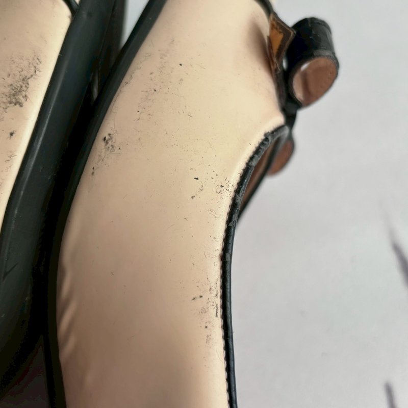 Salvatore Ferragamo 米白拼黑色蝴蝶結低跟鞋-10