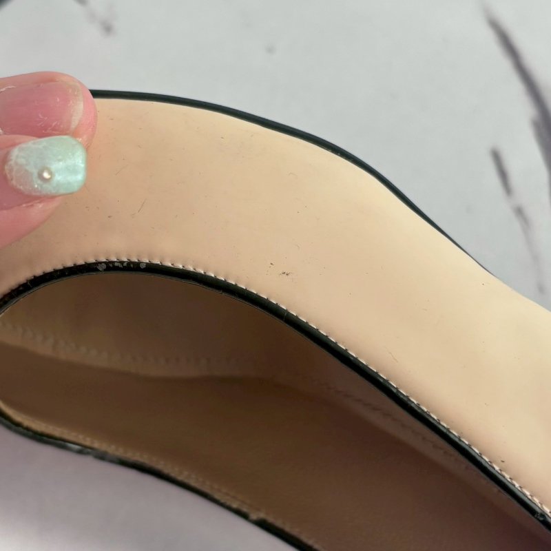 Salvatore Ferragamo 米白拼黑色蝴蝶結低跟鞋-17