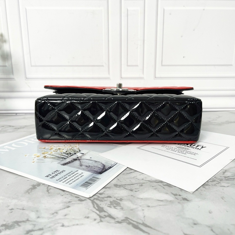 Chanel 紅黑拼色漆皮CF中號肩背包25×15×7 99新配件塵袋-4