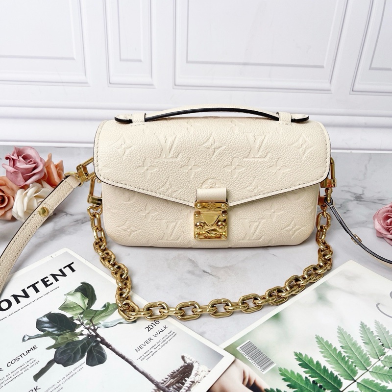 LV Pochette mestis 米白色全皮壓紋新款小號郵差包芯片款21.5×13.5×6  98新配件塵袋盒子-1