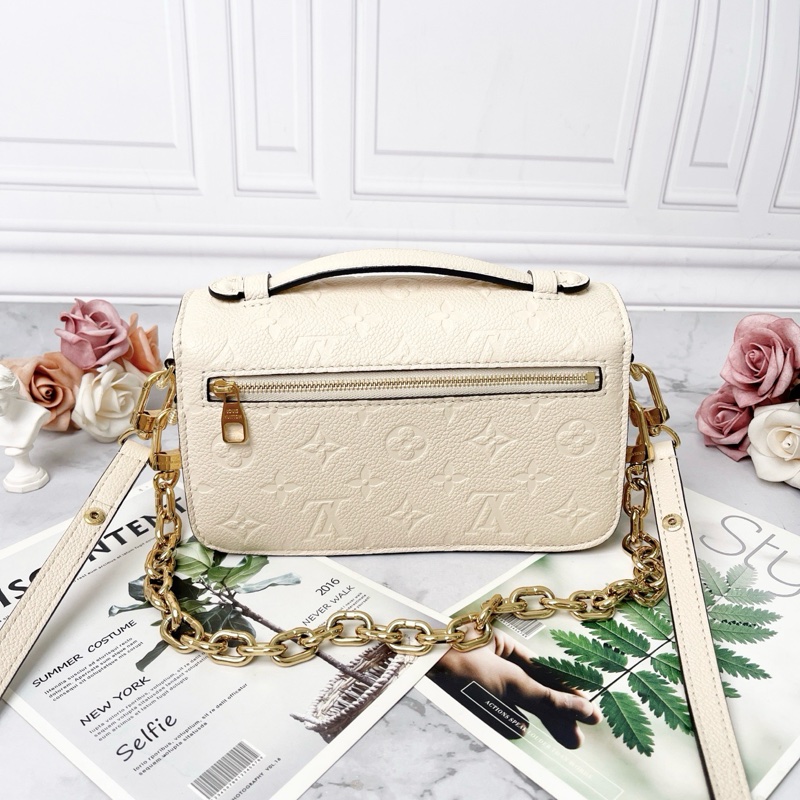 LV Pochette mestis 米白色全皮壓紋新款小號郵差包芯片款21.5×13.5×6  98新配件塵袋盒子-5