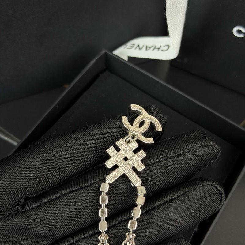 CHANEL潮流雙C墜飾長款 金屬 項鍊-4
