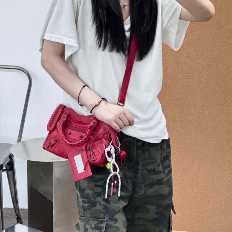 「JL精品代購」9新 Balenciaga鬚鬚流蘇機車包酒红色小號斜挎款-2