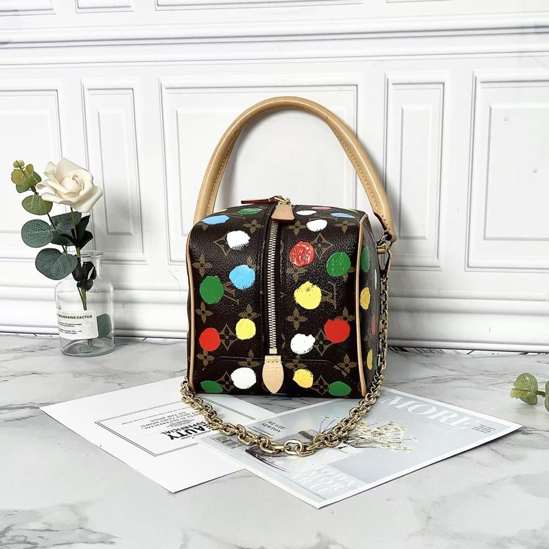 LV 草間彌生合作系列骰子包芯片款15*15*15 98新配件塵袋盒子購證-6