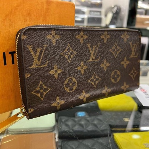 區正精品㊣LV M41894 字紋芭蕾粉紅色內裏ㄇ字拉鍊長夾 RA1851-1