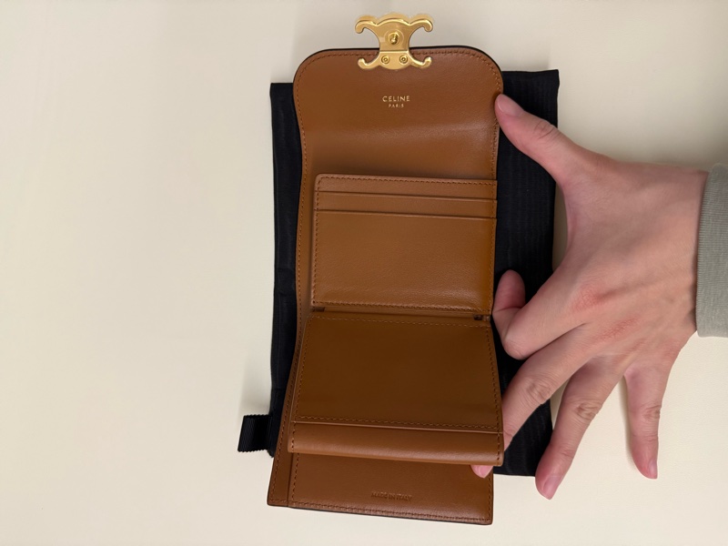 CELINE TRIOMPHE標誌印花小號翻蓋錢包-13