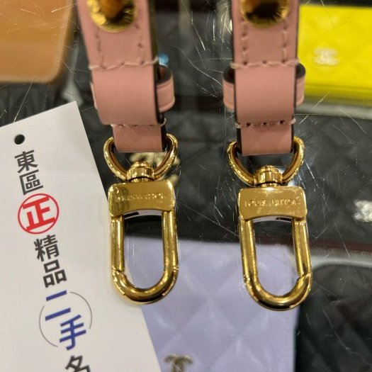 東區正精品㊣LV 粉色金扣肩背帶斜背帶可調整長度 RA1849-4