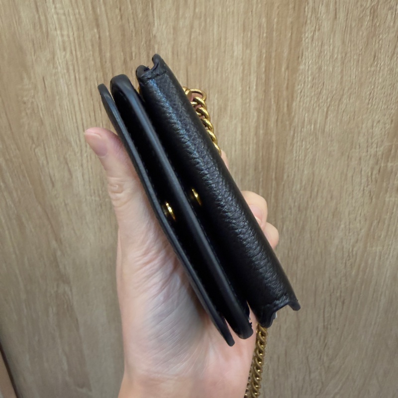 Balenciaga 黑牛皮霧金釦可以斜背三折短夾-6