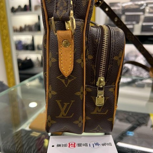東區正精品㊣ LV Monogram Amazon M45236 字紋老花前口袋子母包斜背包 RZ6139-2