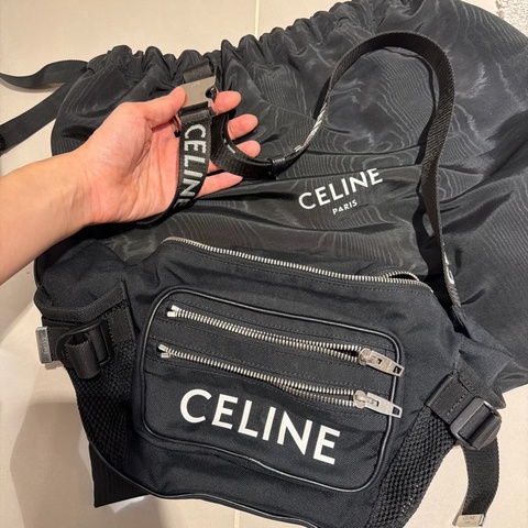 Celine 黑色腰包