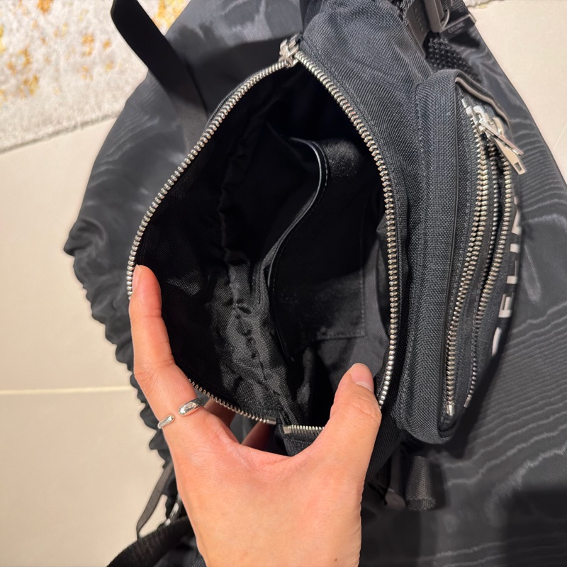 Celine 黑色腰包-10