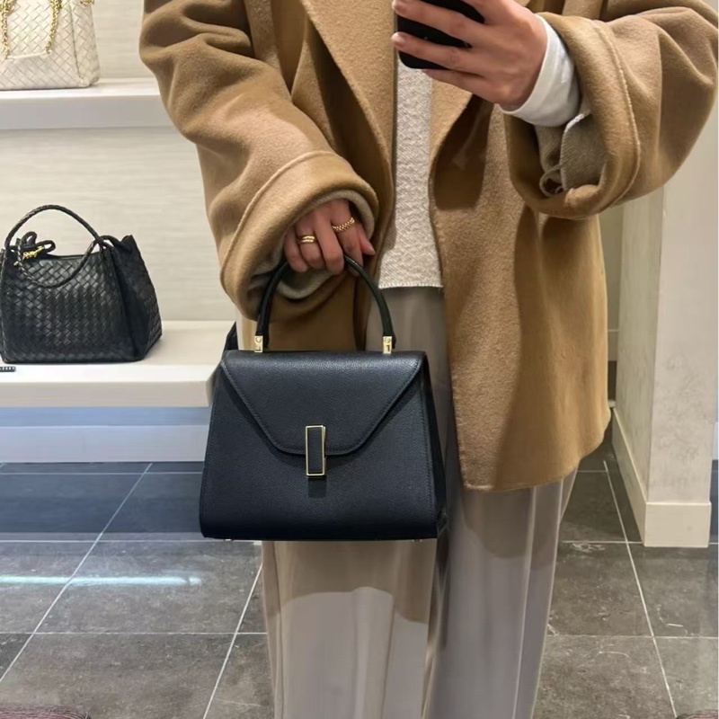 Valextra 黑色經典手提肩背斜背包22×16.5×11.5 98新配件塵袋-0