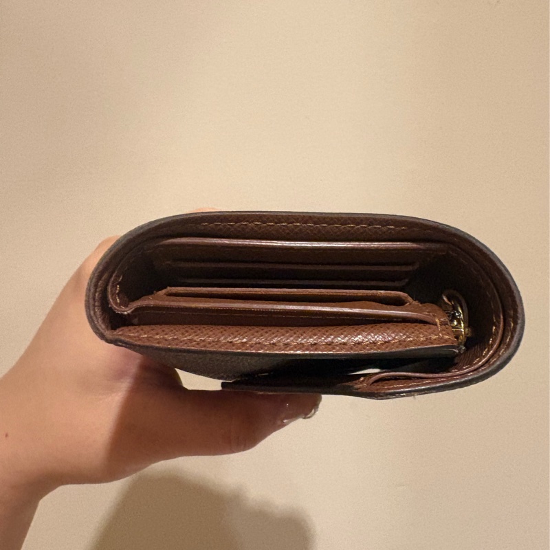 LV老花三折短夾-1