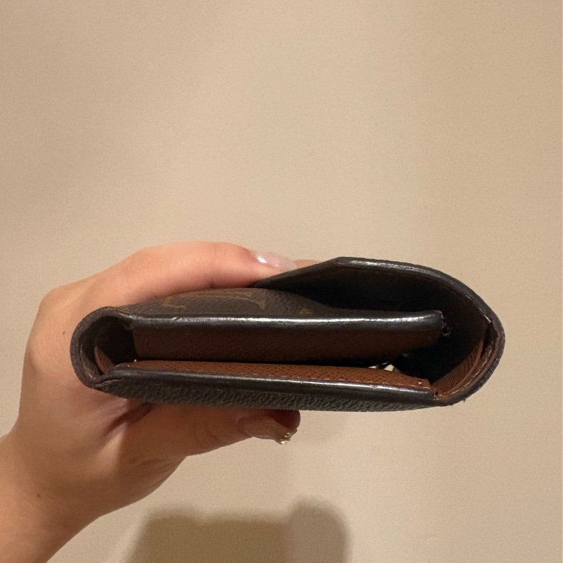 LV老花三折短夾-2