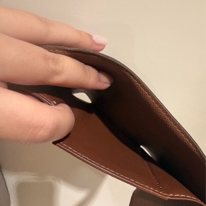 LV老花三折短夾-13