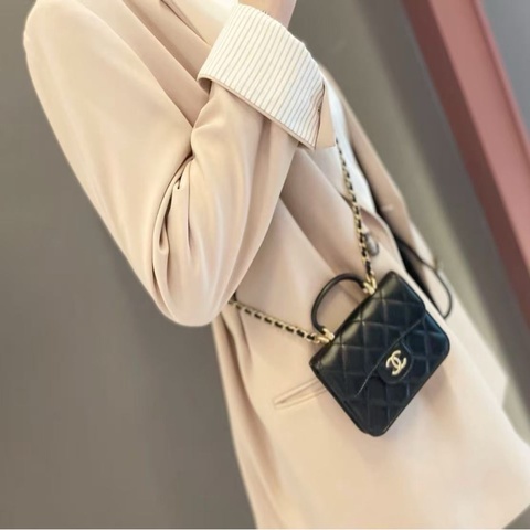 Chanel 21k黑色羊皮金扣手柄鏈條mini小廢包12.5×9.5×3.5 99新配件塵袋保卡盒子