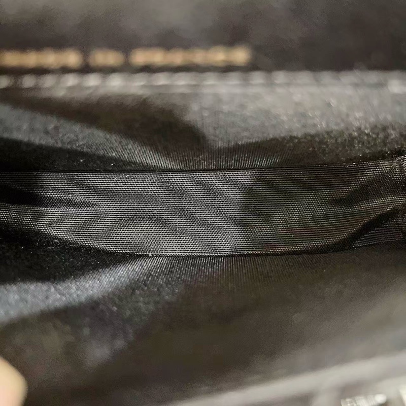 Chanel 21k黑色羊皮金扣手柄鏈條mini小廢包12.5×9.5×3.5 99新配件塵袋保卡盒子-2