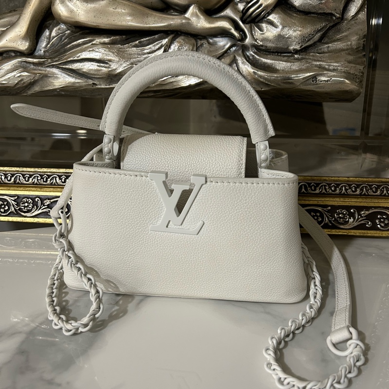 ✨LV 新款 capucines bb 純白 劉亦菲同款 99新-2