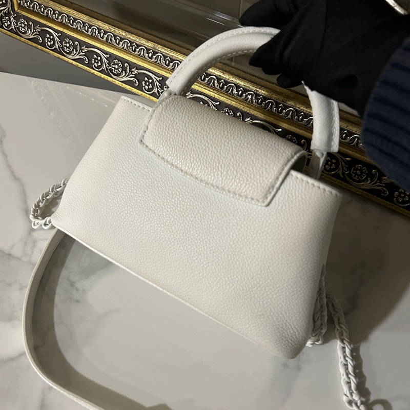 ✨LV 新款 capucines bb 純白 劉亦菲同款 99新-3