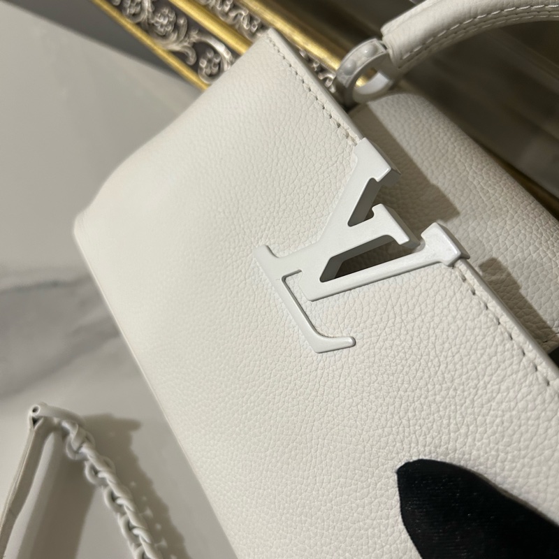 ✨LV 新款 capucines bb 純白 劉亦菲同款 99新-8