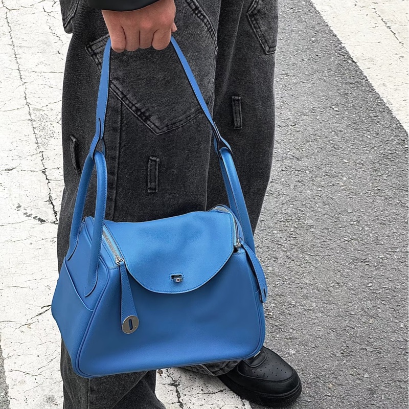 ✨Hermes 愛馬仕 Lindy 26 牛仔藍 99新-0