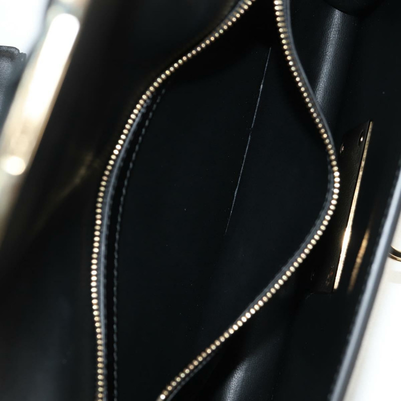 【日本直送】Salvatore Ferragamo Gancini 手提包，絨面革材質，黑色金色雙肩包，正品，貨號 157339V-24