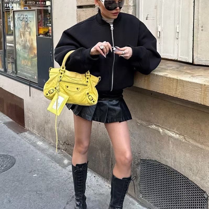 「JL精品代購」9新 Balenciaga鬚鬚流蘇機車包黃色單肩款中號-1
