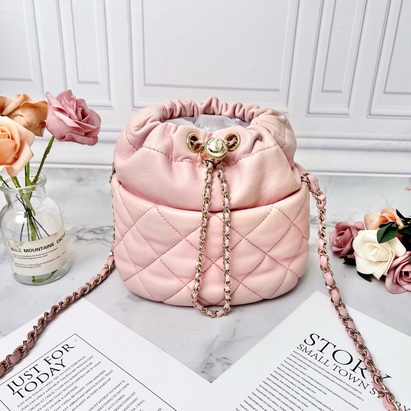 CHANEL 粉色金扣水桶肩背包 19*12*17 98新配件塵袋保卡購證-1