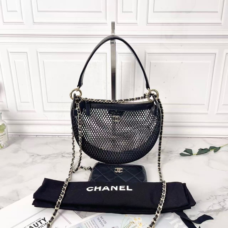 Chanel 25s黑金漁網編織新月包肩背斜背包22×15×6cm 98新配件塵袋-1