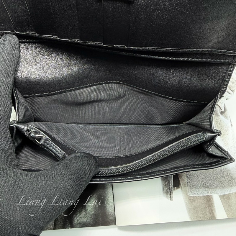 GUCCI Guccissima 經典GG 壓紋扣式黑色長夾-6