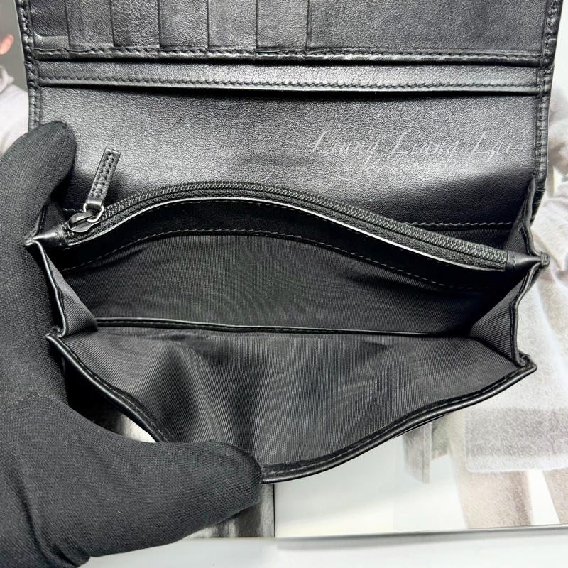 GUCCI Guccissima 經典GG 壓紋扣式黑色長夾-9