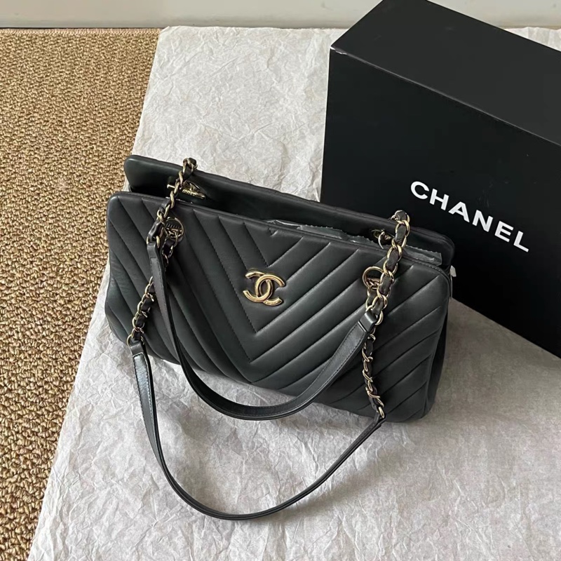 ✨Chanel 灰金 V紋 托特包 99新🩶-0