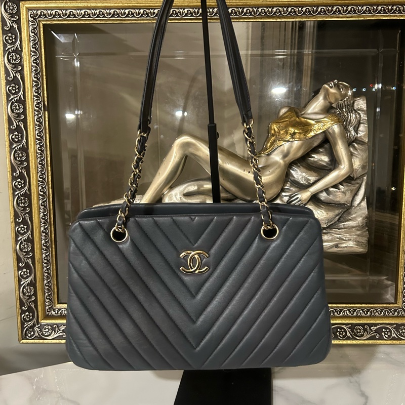 ✨Chanel 灰金 V紋 托特包 99新🩶-1