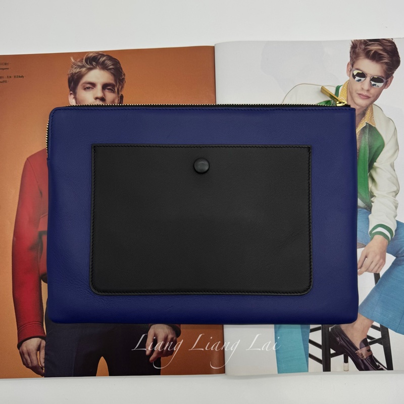 CELINE 經典Trio藍黑撞色小羊皮手拿包-1