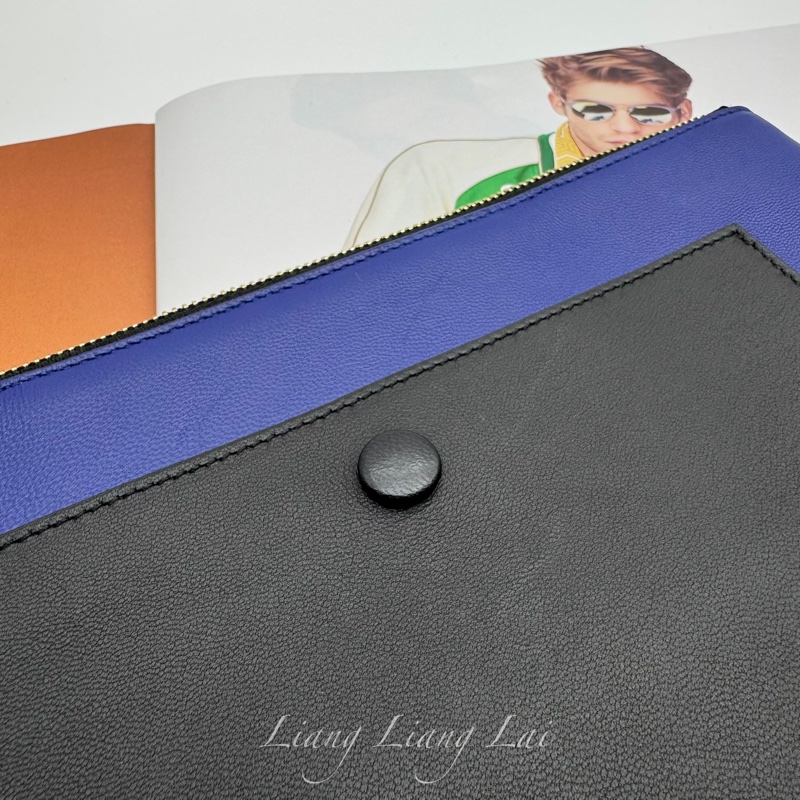 CELINE 經典Trio藍黑撞色小羊皮手拿包-12