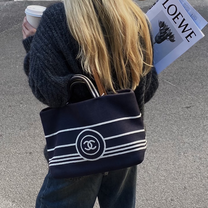 ✨Chanel 韓系沙灘包 99新有保卡 💙-0