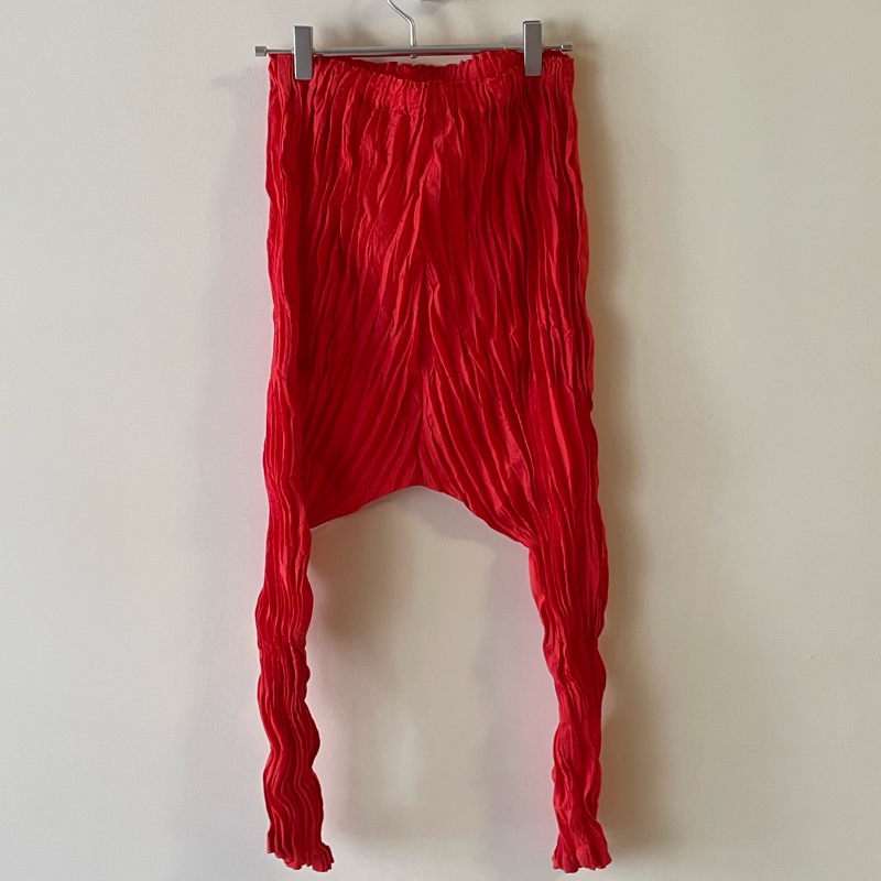 三宅一生ME 橘色造型飛鼠褲-2