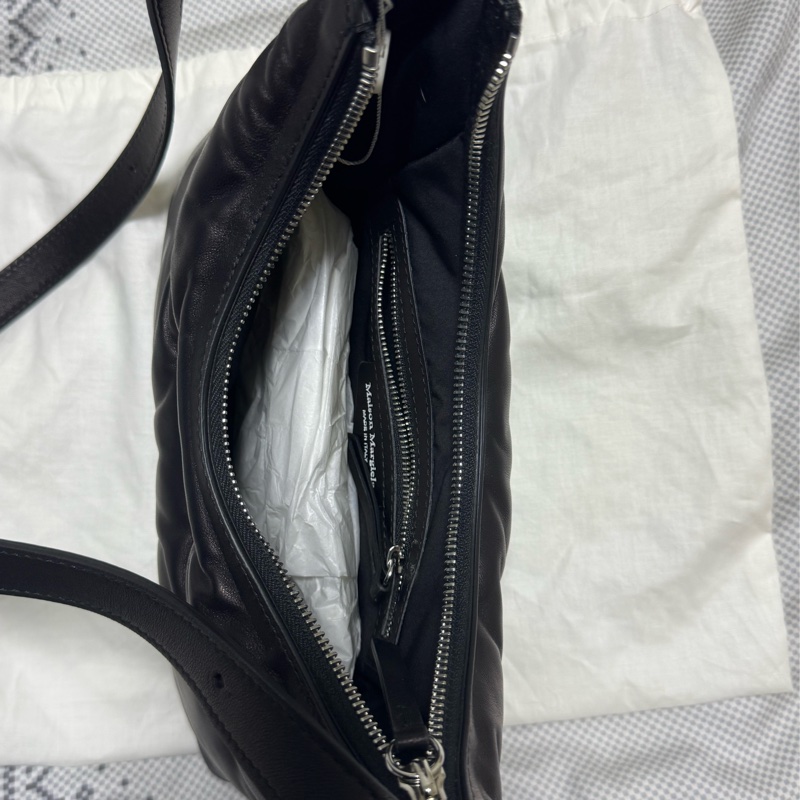 Maison Margiela hobo 枕頭包 黑-3