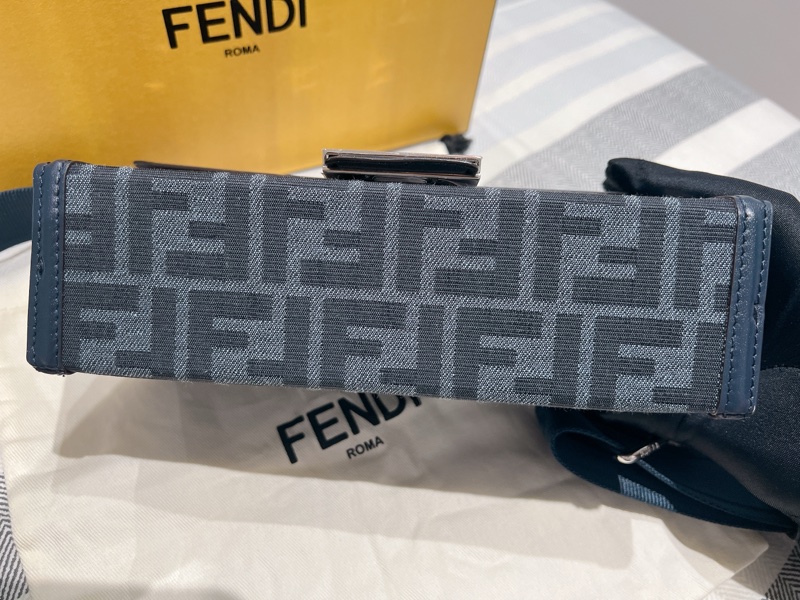 Fendi soft trunk箱包-4