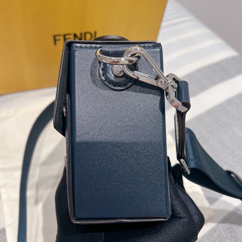 Fendi soft trunk箱包-9